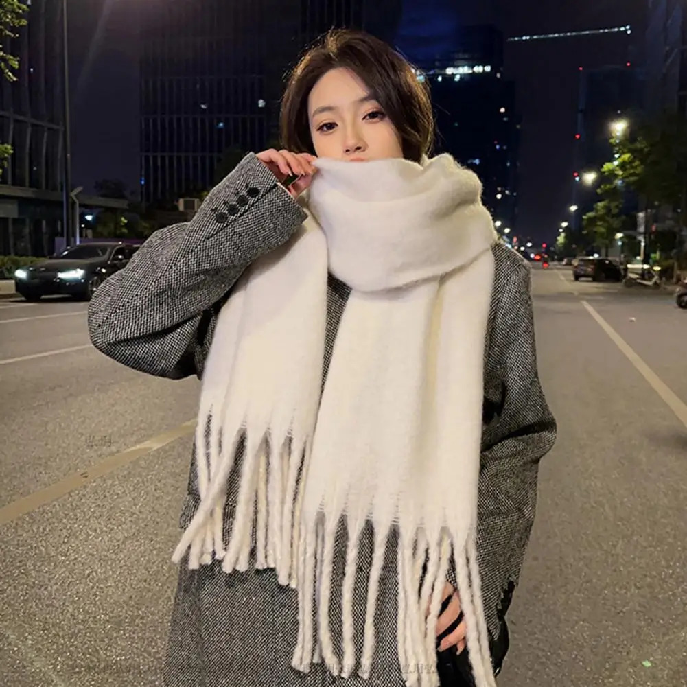 Womens winter solid color scarf tassel decoration imitates cashmere thick shawl elegant large warm scarf fashion accessories 241007