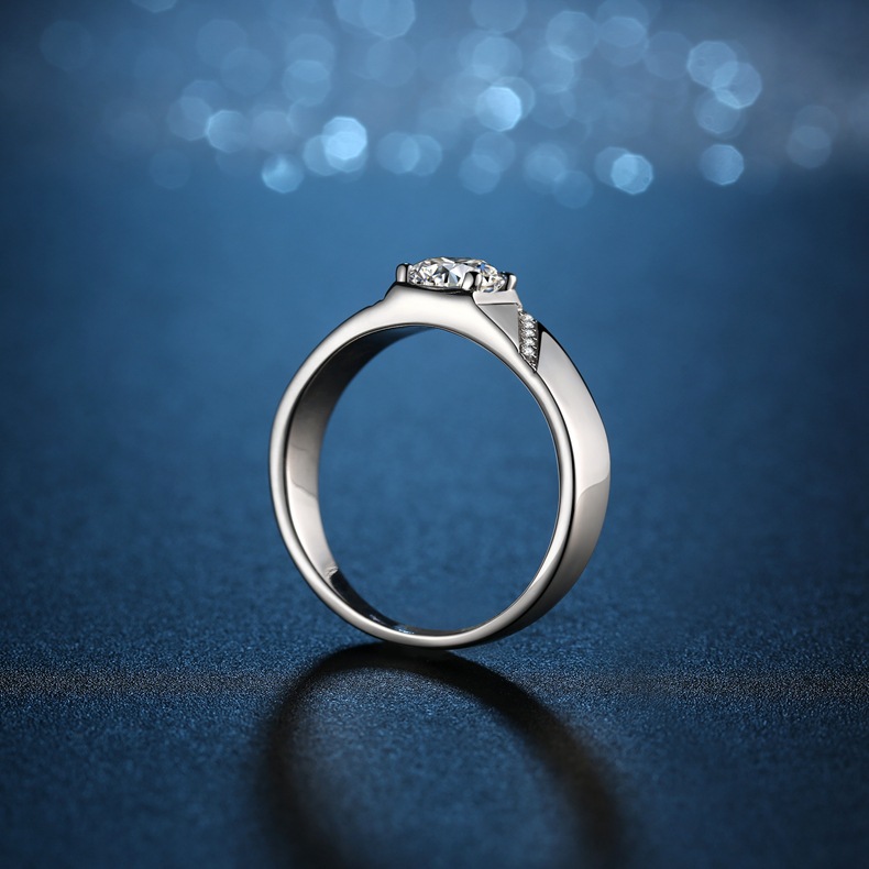 Moissanite Wedding Rings: 1CT Round Cut Sterg Sier, Male Engagement Band