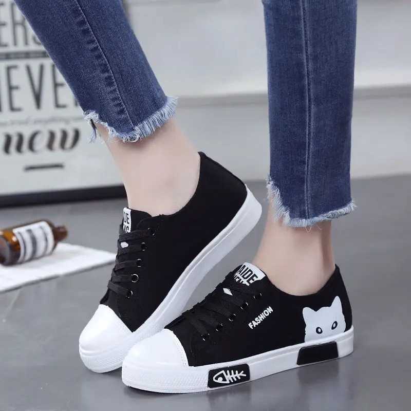 Womens Spring Cartoon Cat Womens Casual Shoes Comfortable Flat Vulcanized Shoes Womens Sports Shoes White Shoes Y241007