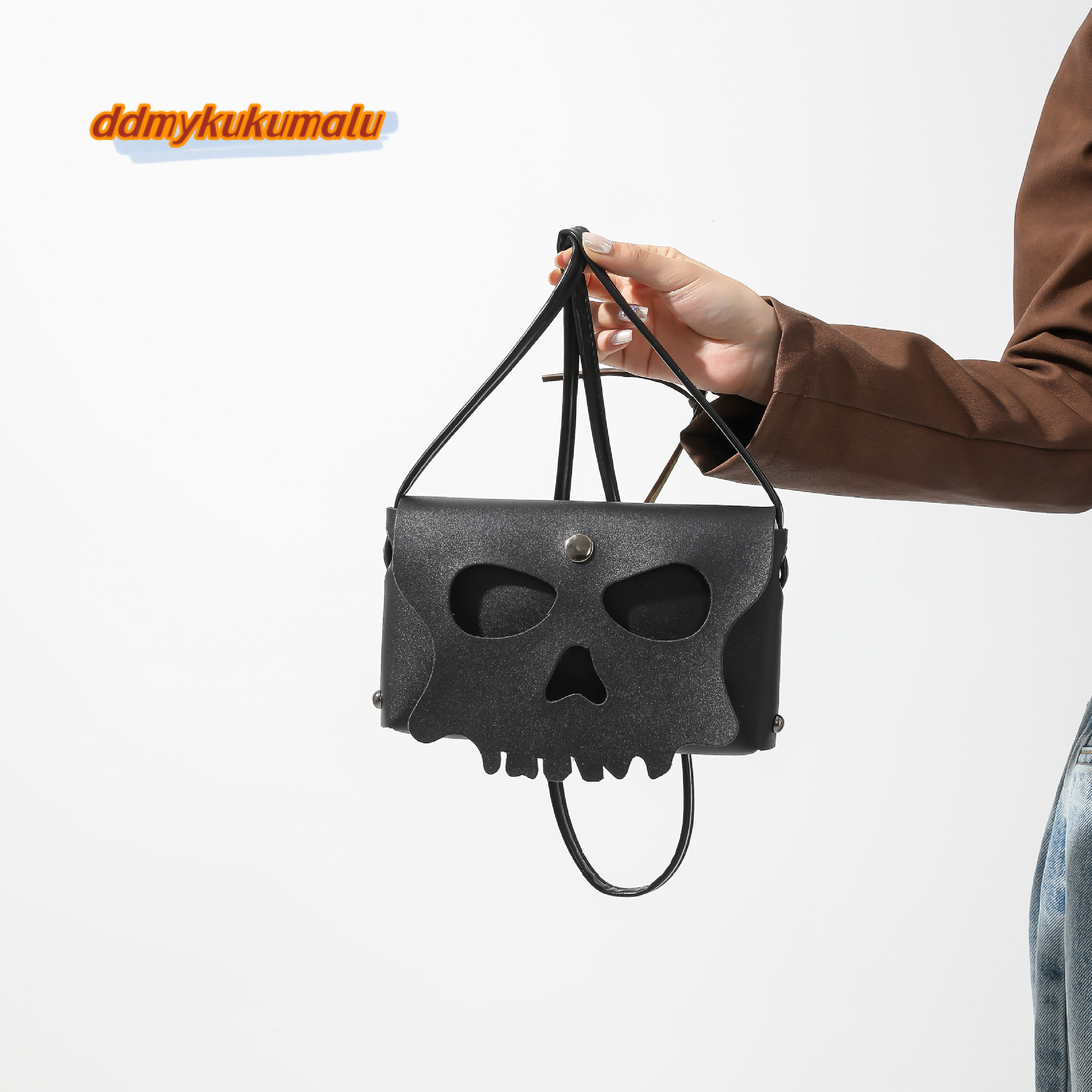 Halloween niche female 2024 new stylish diagonal cross small square bag, fashionable and personalized skull mask hole shoulder bag #11 ddmykukumalu