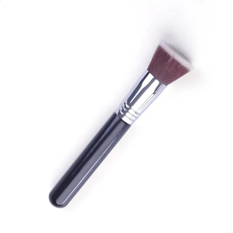 Single sided flat head liquid base brush Single sided flat head loose powder base brush Beauty tools Makeup brush 241008