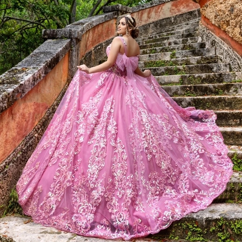 Luxury Pink Sweetheart Ball Gown Quinceanera Dresses Appliques Lace Beads Tull Sweet 16 Dress Birthday Party Formal Vestidos De 15 Anos