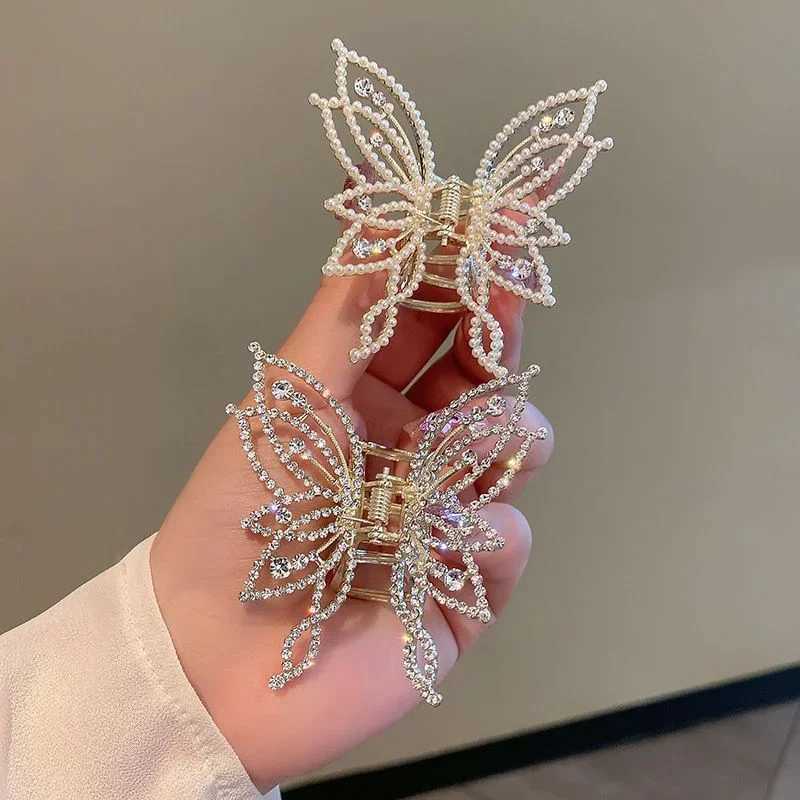 Korean style elegant warm pearl rhinestone high-end womens shark clip metal hollow butterfly grip clip half tied hair W241007