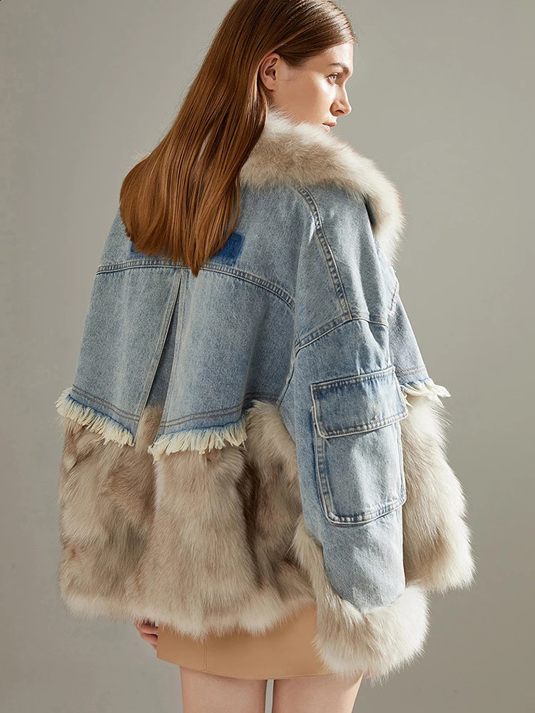 KBAT 2024 Women Winter Denim Jacket Oversize Large Fur Collar Plus Velvet Detachable Thick Loose Warm Bomber Jean Coat 241008