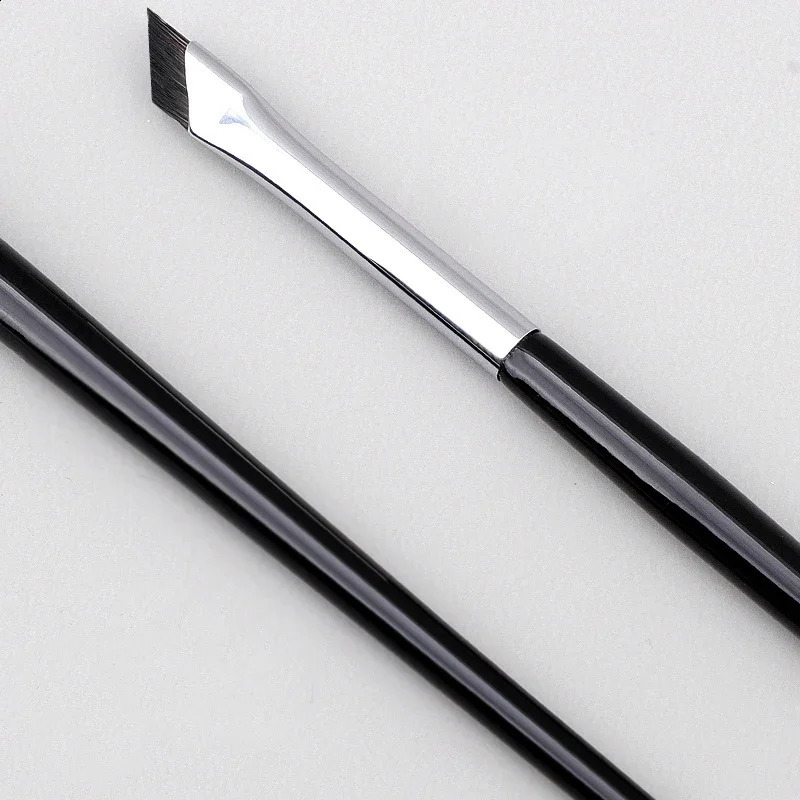 CNK 2/5Pc upgraded blade eyeliner brush ultra-thin fine angle flat angle eyeliner brush precise detail brush under the eyes 241008