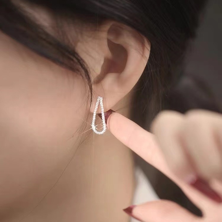 Pure sier needle female earrings, starry sky, celebrity temperament, new trendy accessories, light