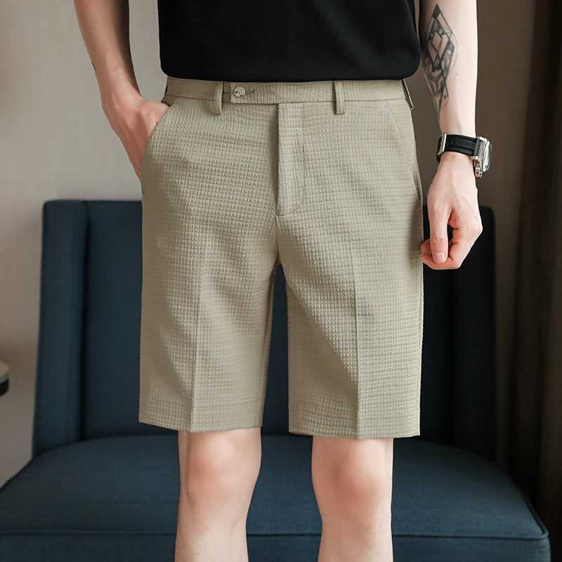 Mens casual shorts elastic waist shorts ultra-thin solid color set pants 2024 new high-quality mens straight shorts. Mid pantsW240713