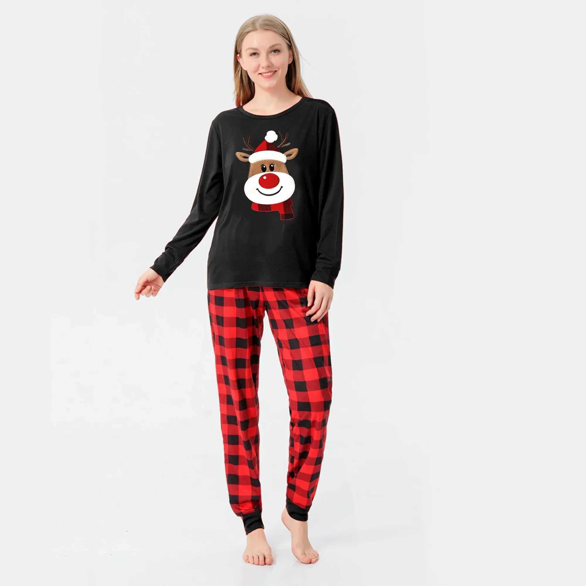 New Christmas 2024 Cartoon Deer Printed Pajama Set Family Matching Set Soft 2-piece Set Casual Clothing Baby Dog jumpsuit Christmas Appearance W241008