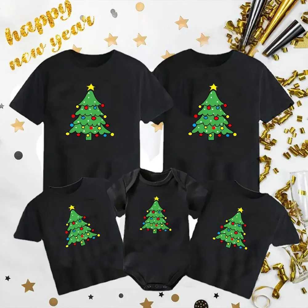 Christmas T-shirt Hello 2025 printed adult and child matching clothing short sleeved Christmas T-shirt soft cotton T-shirt top cute family appearance 