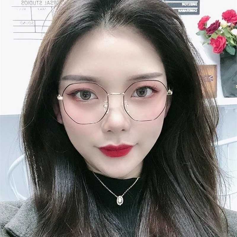 Retro Unisex Polygon Anti Blue Light Glasses Metal Frame Flat Ocular Fashion Comfortable Transparent Spectacle For Women MenX241008