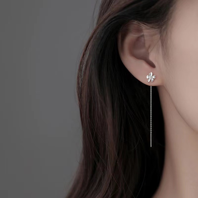 Pure silver needle flower with niche design, high-end light luxury women's earrings, earrings