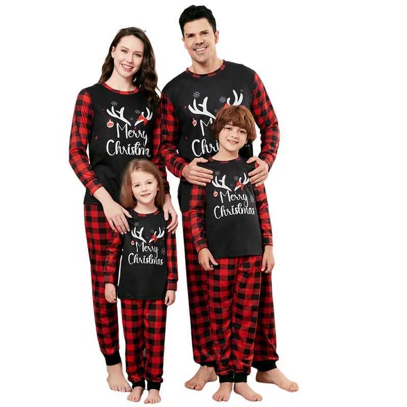 2025 Christmas Family Matching Pajamas Happy Christmas Deer Print Childrens Baby Clothing Top+Pants 2PCS Christmas Pajamas Dog Clothing W241008