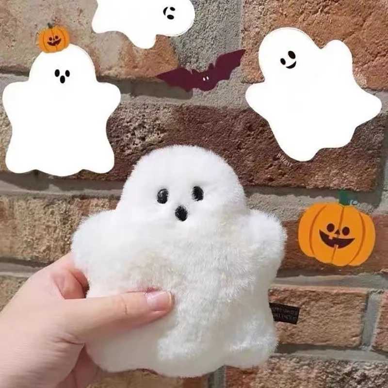 Interesting White Ghost Keychain School Bag Pendant Cute Plush Bag Pendant ACCORIES Creative Doll Keychain Childrens GiftXJ250409