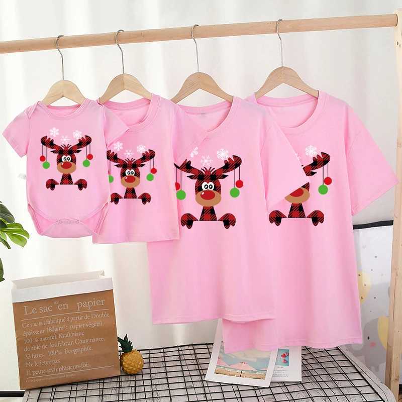 Christmas Deer Family Matching Clothing Dad Mom Brother sisters Birthday T-shirt Funny family look party T-shirt Top 1 W241008