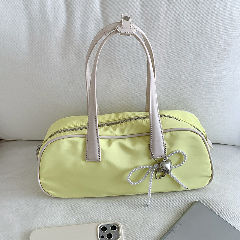 Korean casual simple and lightweight baguette 2024 trendy large capacity women's nylon handheld shoulder bag