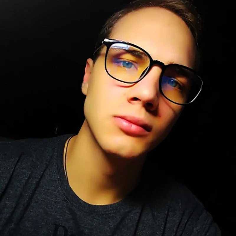 Blue Light Blocking Glasses Computer Eyewear Large Frame Anti-radiation for Men and WomenX241008