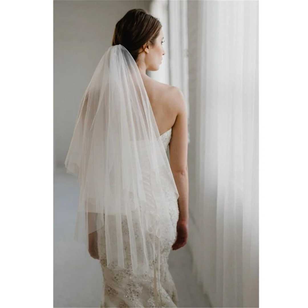 New Design Fashionable Short Thin Yarn Headwear Pearl Double layer Bridal Veil Ivory Wedding Accessories Simple Wedding Veil W241007