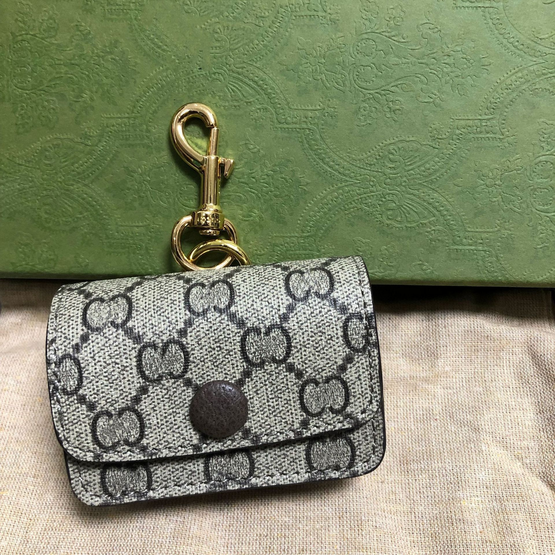 Pet Fashion Collar, Pet Harness, Traction Rope, Traction Bag, Three-piece Set, Fashionable Items, Schnauzer Dog Harness