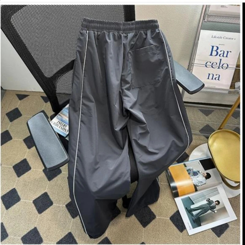 Deeptown Vintage Sports Casual Sweatpants Oversize Jogger Womans Pants America High Street Baggy Mens Trousers Y2k Loose Retro 241007