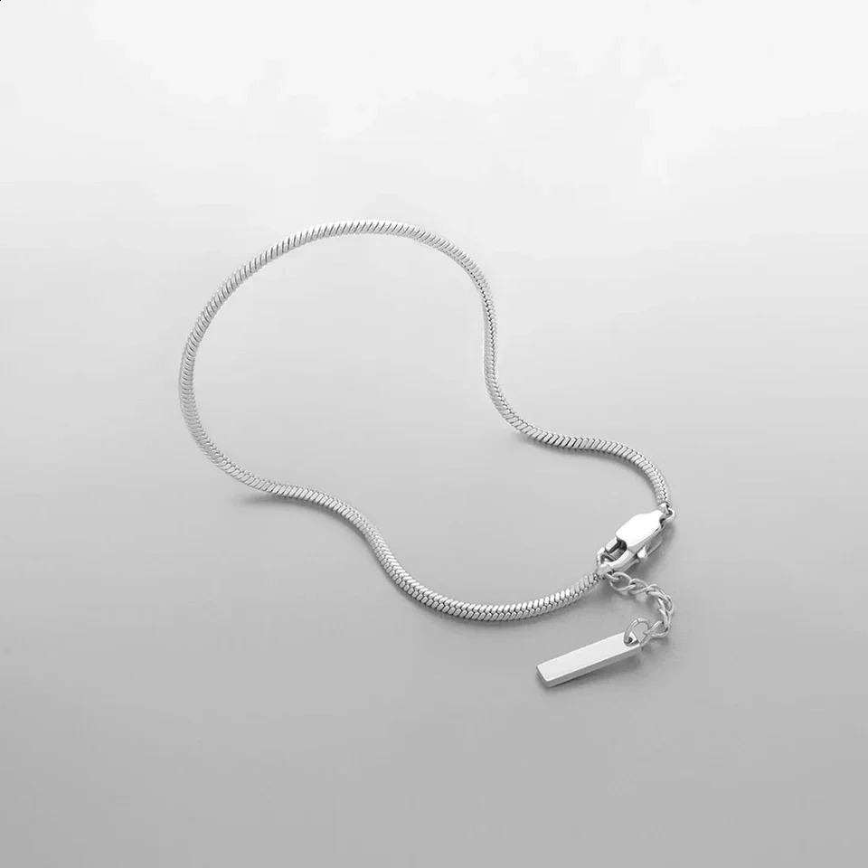 Mens stainless steel jewelry waterproof and non fading gold bracelet fashion trend accessories 10 pieces wholesale direct sales 240929