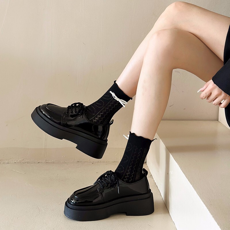 Thick soled JK college style small leather shoes for women, 2025 autumn new fashionable and versatile British style sponge cake loafers for women
