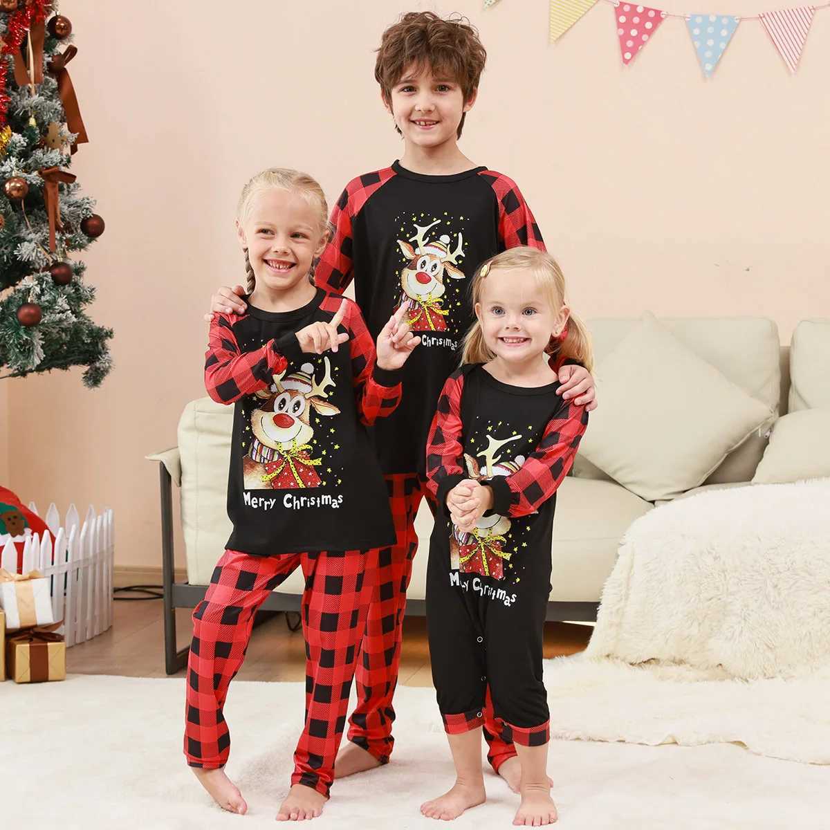 Parent-child Long Sleeve Pajamas Set Soft Sleepwear Family Look Clothes New Christmas Elk Print Matching Outfits for Family SuitXJ241008