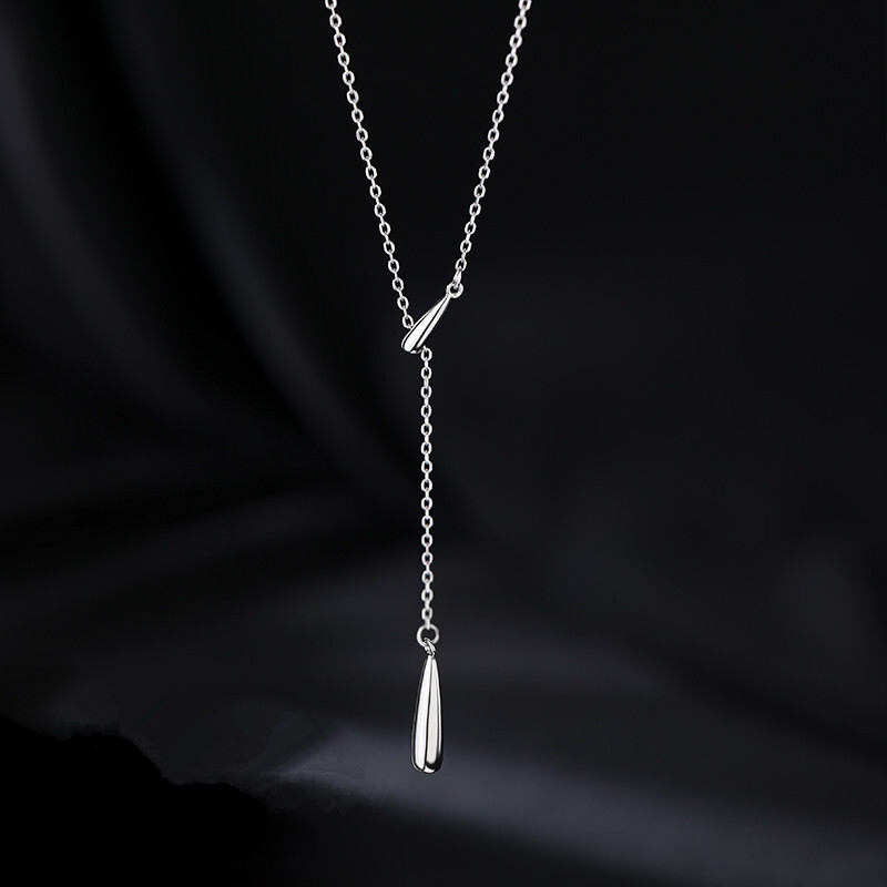 Sier plated water droplet collarbone chain niche design light high-end necklace for women 2024 new item
