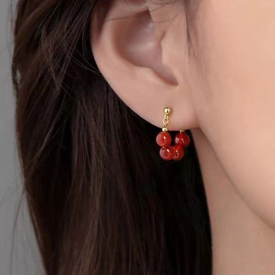 Pure sier needle red bead earrings for female niche, light New Year earrings, 2024 new ear accessories
