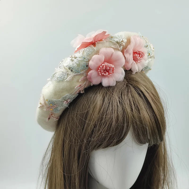 INS winter unique berets for women floral painter hats for women 241007