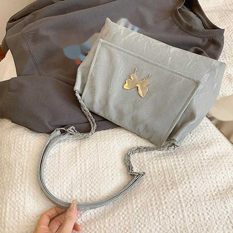 CMM Fashion and Beautiful Butterfly Bag for Womens Spring Summer Trend New Large Capacity Personalized Chain Single Shoulder Armpit Womens Bag