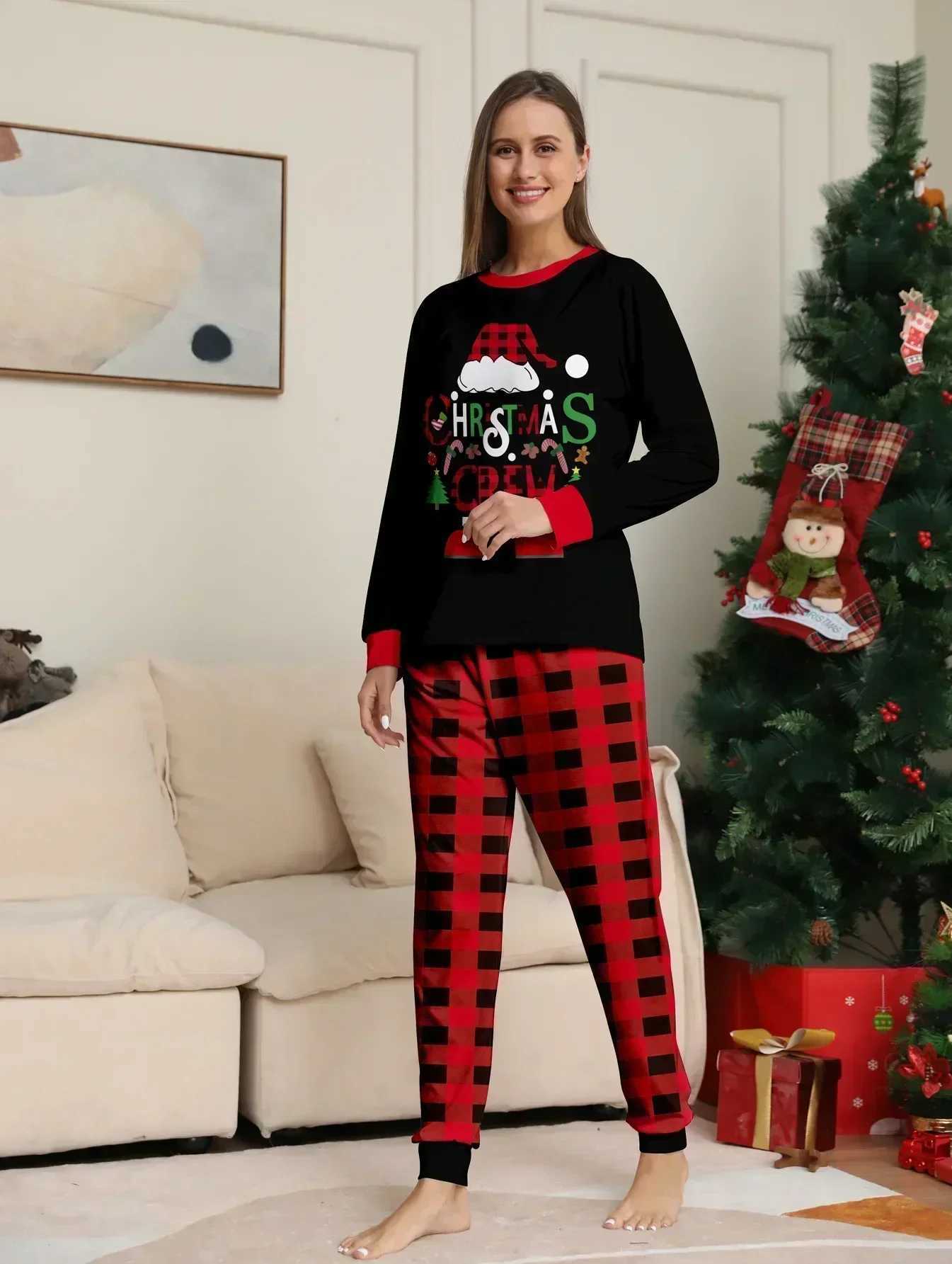 Christmas production team printing matching family clothing 2024 new mother father children pajamas set baby boy girl clothing set Christmas appearanc