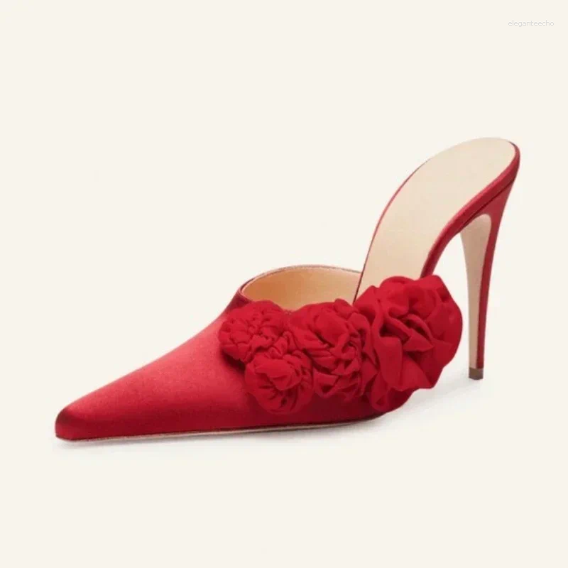 2025 S Fashion Designer Sandals Brand Pointed Women S Single Shoes Slim Heels Big Wer Leather Outwear Slippers Banquet Pearl