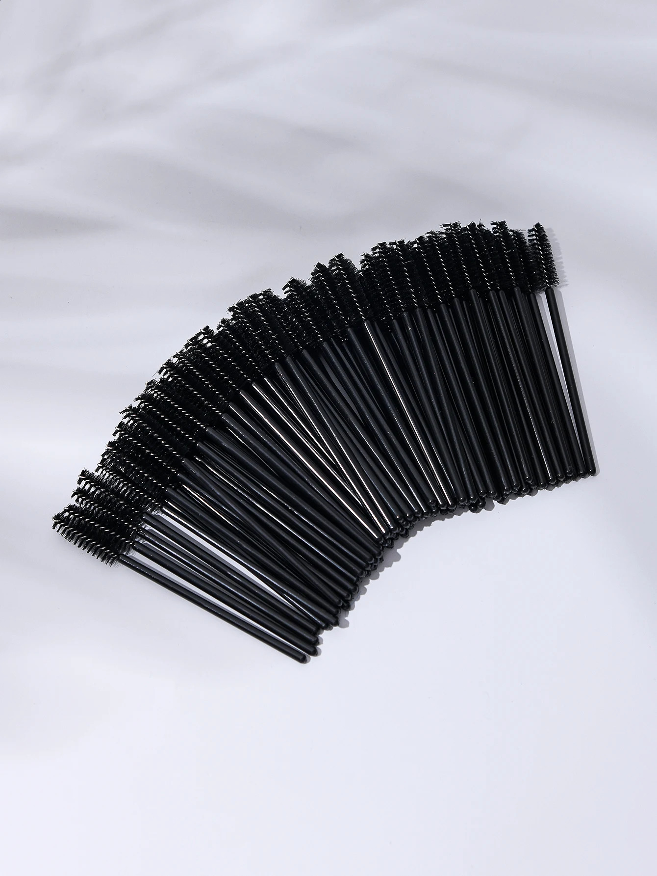 100PCS eyelash brush makeup brush disposable eye black stick application coil eyelash cosmetics brush eyelash extension tool 241008