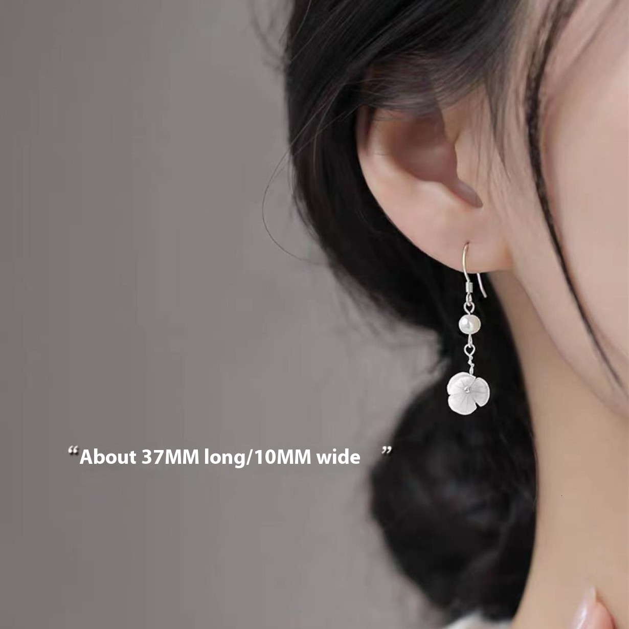 Pure sier needle wer 2024 new trend, niche design, light earrings, women's earrings