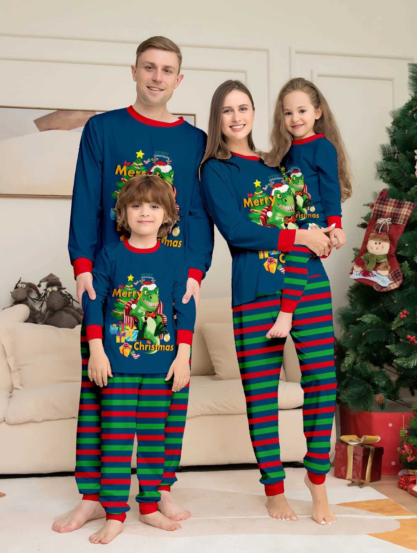 2024 New Year Pj Mens Pajamas Family Appearance Couple Mother Son Family Matching Christmas Pajamas W241008