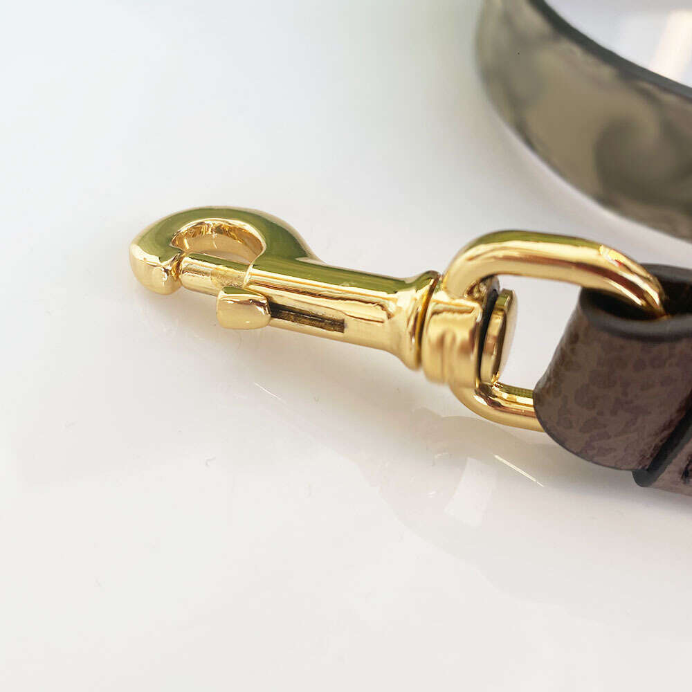 Instagram Pet Supplies Bull Leather Belgton West Highland Collar Gold Hair Large, Medium, And Small Dog Leash