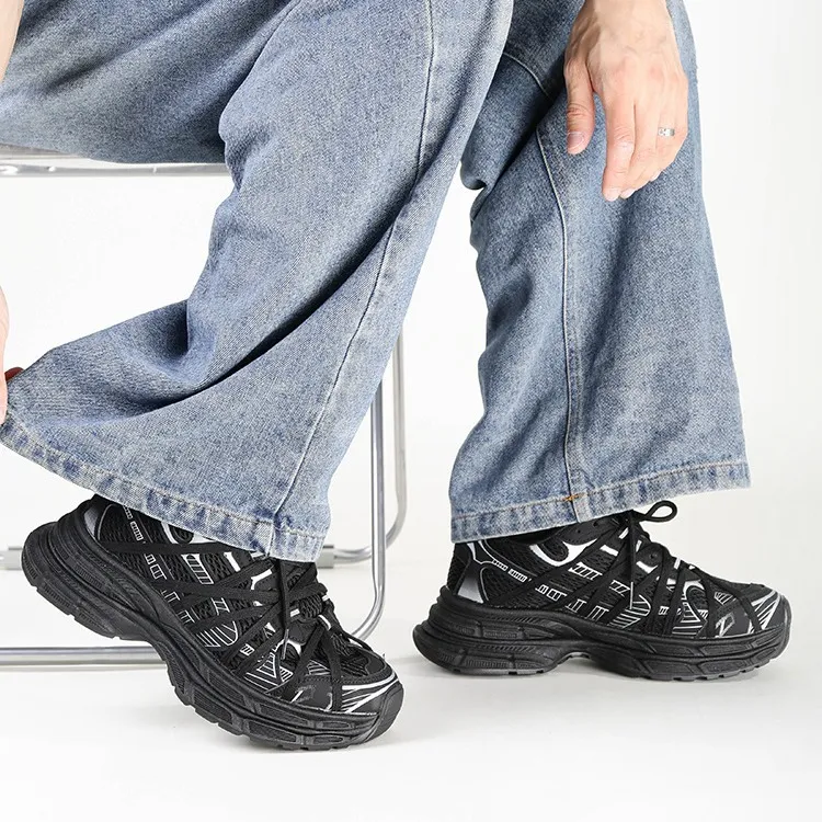 Thick Sports Men 2024 New Breathable Mesh Lightweight Outdoor Lawn Running Shoes Runners Trainers Mens Sneakers dh3628137