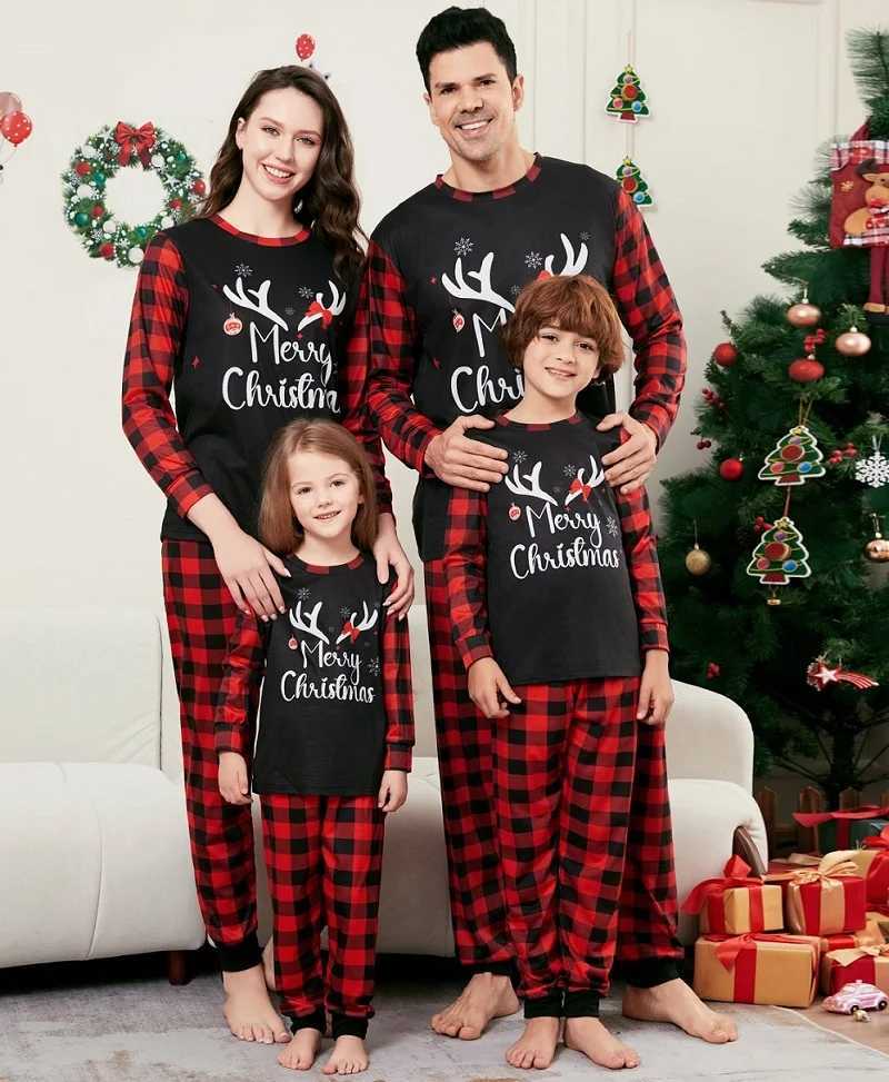 2025 Christmas Family Matching Pajamas Happy Christmas Deer Print Childrens Baby Clothing Top+Pants 2PCS Christmas Pajamas Dog Clothing W241008