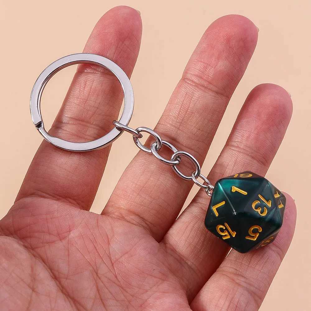 DnD D20 Resin Dice Charm Keychain Handmade RPG Game Dungeons and Dragons Dice Keychain Christmas Gift Key RingX241008