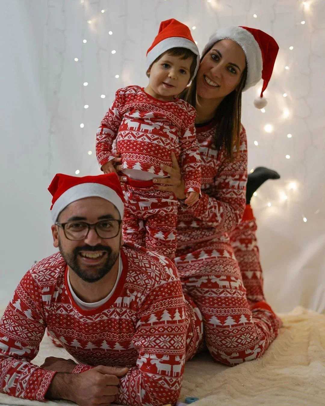 New 2024 Christmas Family Pajama Set Full Set Printed Adult and Child Matching Set Casual 2-piece Set Baby Dog Pants Christmas Appearance W241008