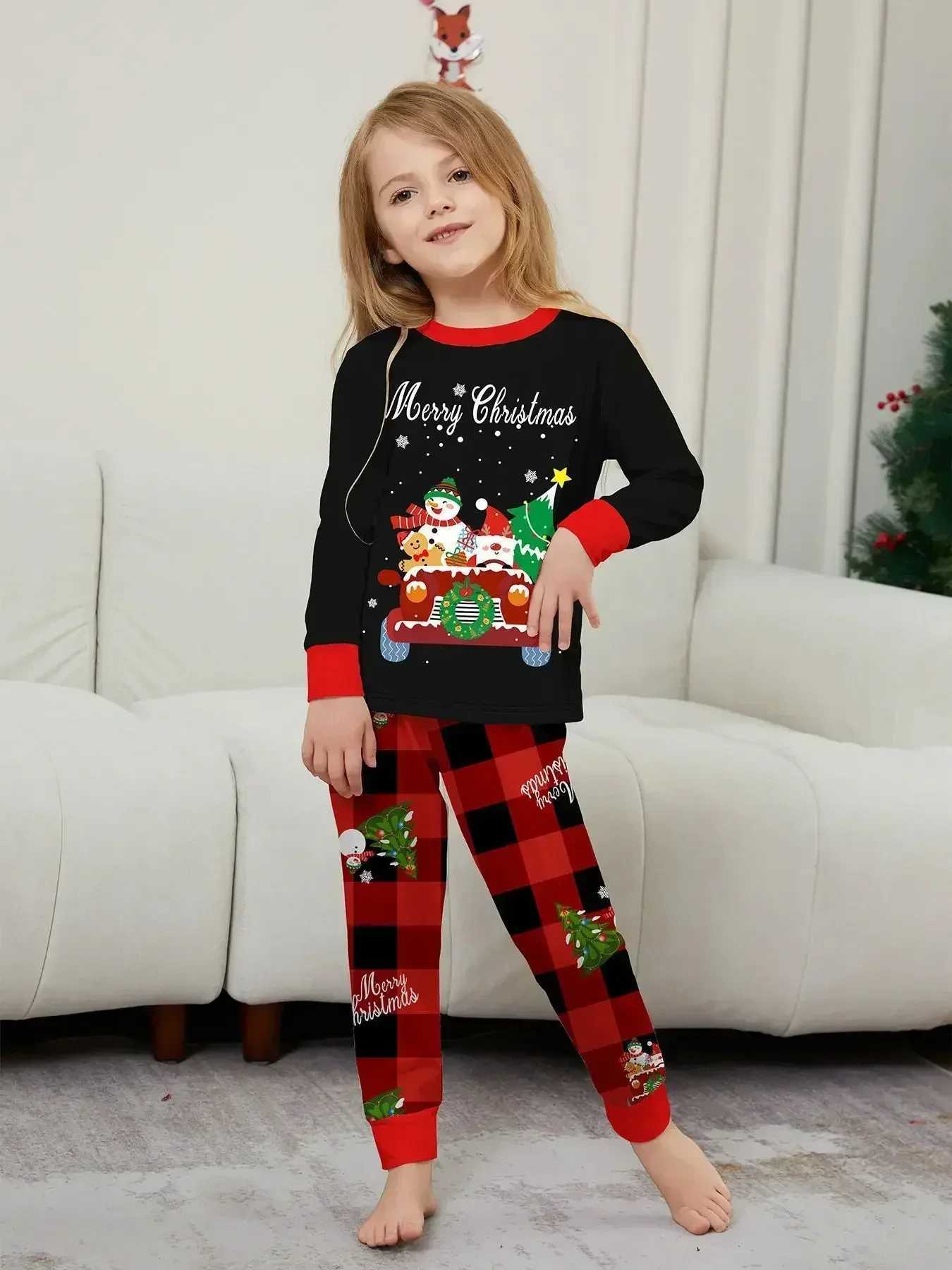 Merry Christmas Mother Father Children Matching Clothing Set Cartoon Printing Family Pajamas Cute Soft Casual Clothes Christmas Appearance Set W241008