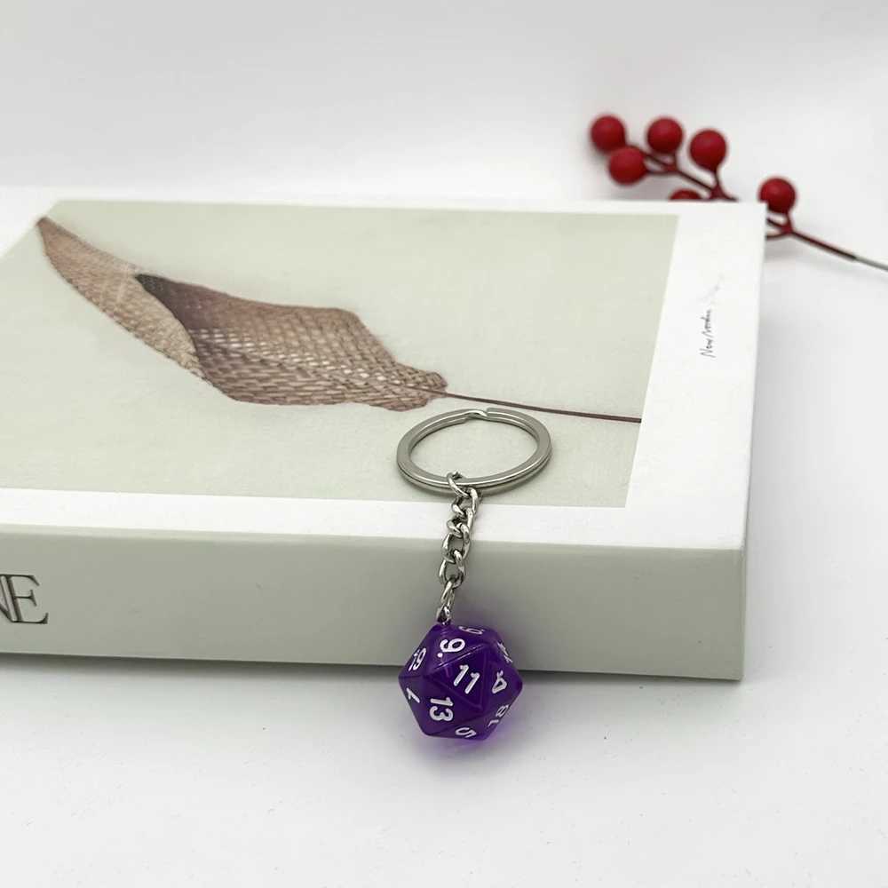 DnD D20 Resin Dice Charm Keychain Handmade RPG Game Dungeons and Dragons Dice Keychain Christmas Gift Key RingX241008