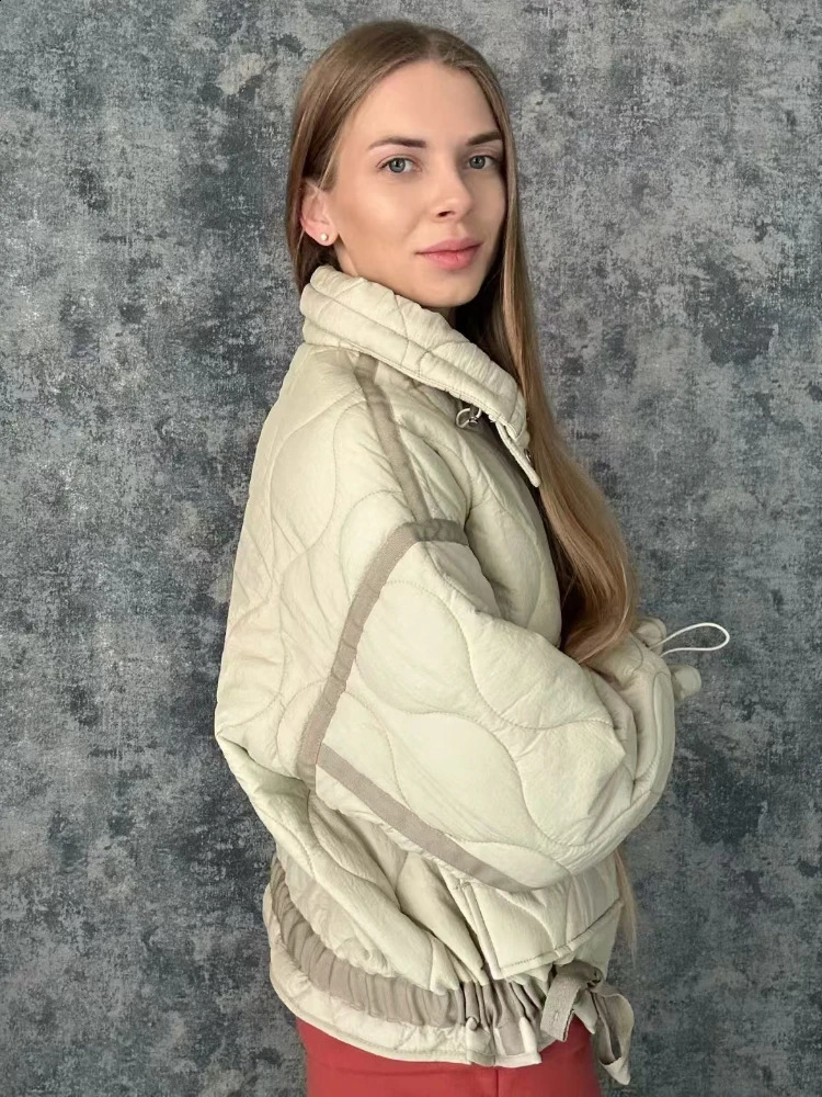 ZBZA Women Color Matching Jacket Quilted High Neck Long Sleeves Invisible Zip Button Big Pocket Warm Outerwear Winter Lady Coat 241007