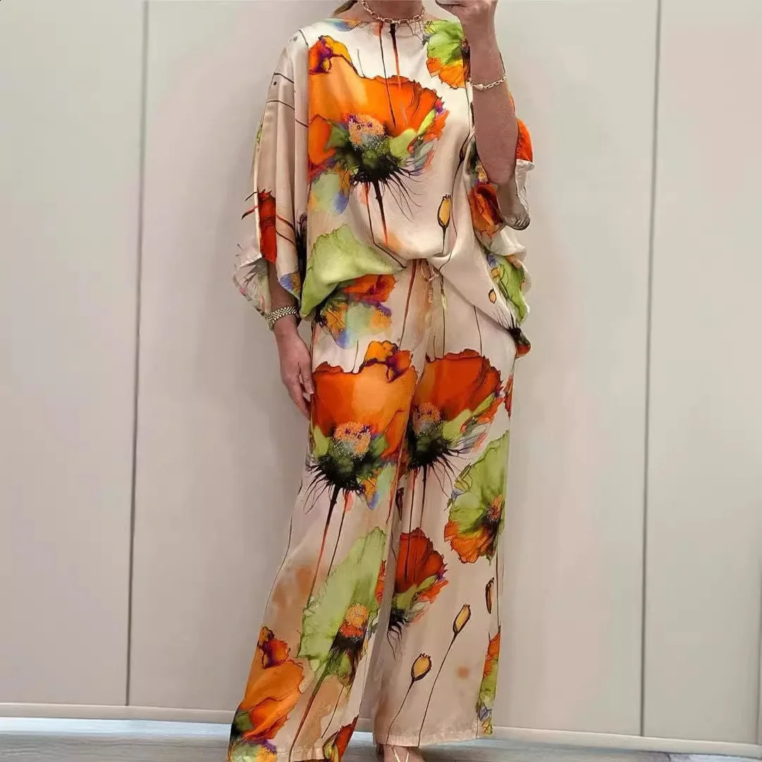 Printed womens 2piece loose bat sleeve top autumn and winter elegant matching set 241008