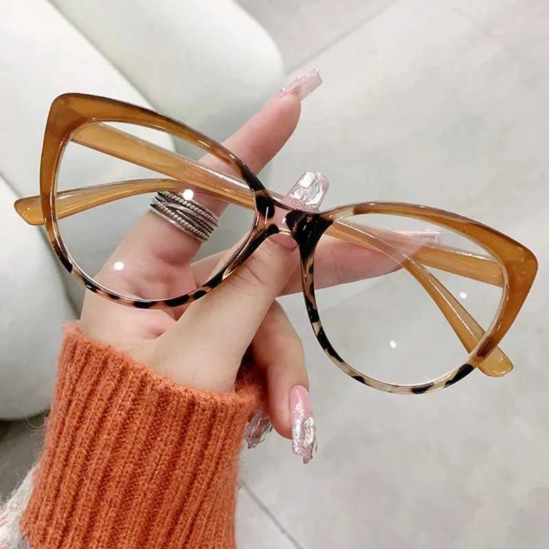 Glasses Women Retro Anti-Blue Light Cat Eye Frame Glasses Vintage Computer Eye Production Eyeglasses Classic Plain SpectaclesX241008