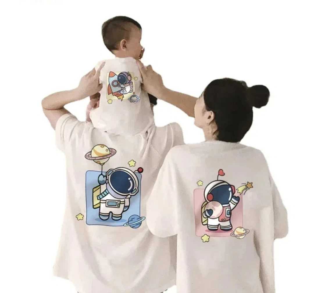Dad Mom and Me Family Matching Clothes Cartoon Astronaut T Shirts Daddy Mommy and Me Father Son Mother Daughter OutfitsXJ241008