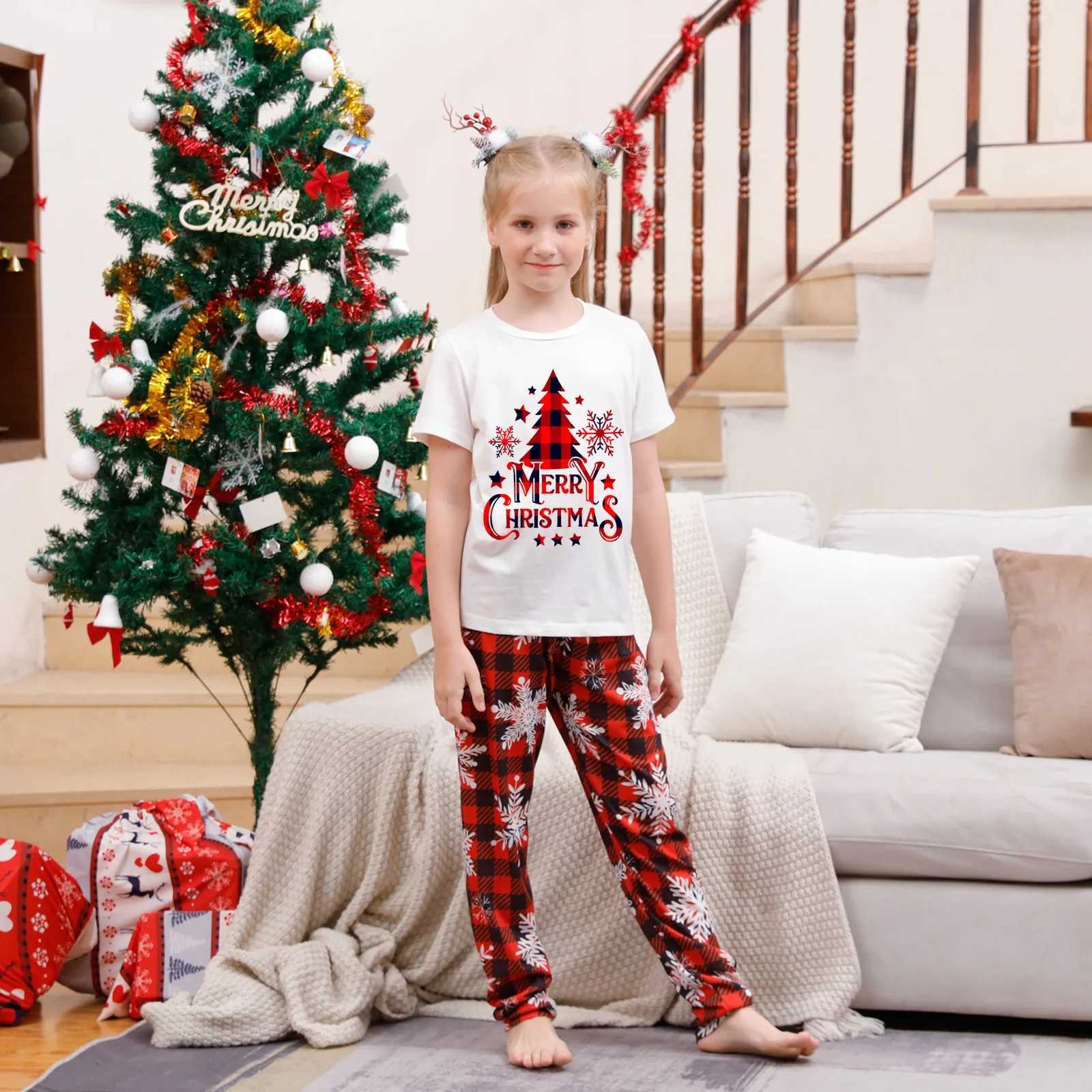 2024 New Short sleeved Christmas Pajama Set with Christmas Tree Printing Family Matching Clothing Adult Children Matching Clothing Baby Pants W241008