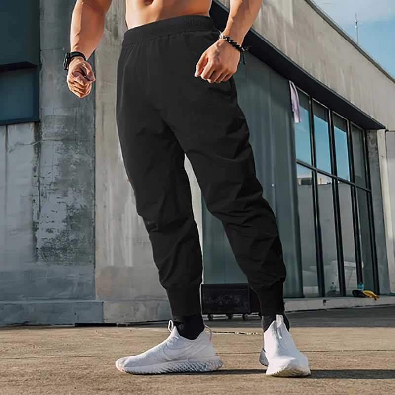 Running Pants Mens Casual Summer Jogging Pants Gym Fitness Sweatpants Quick Dry Breathable Sports Pants Bodybuilding TrousersX241008