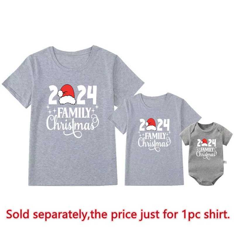 2024 Family Christmas Shirt Cotton Family Matching Set Mom Dad Child T-shirt Baby Pants Matching Pajamas Christmas Clothing Gifts W241008