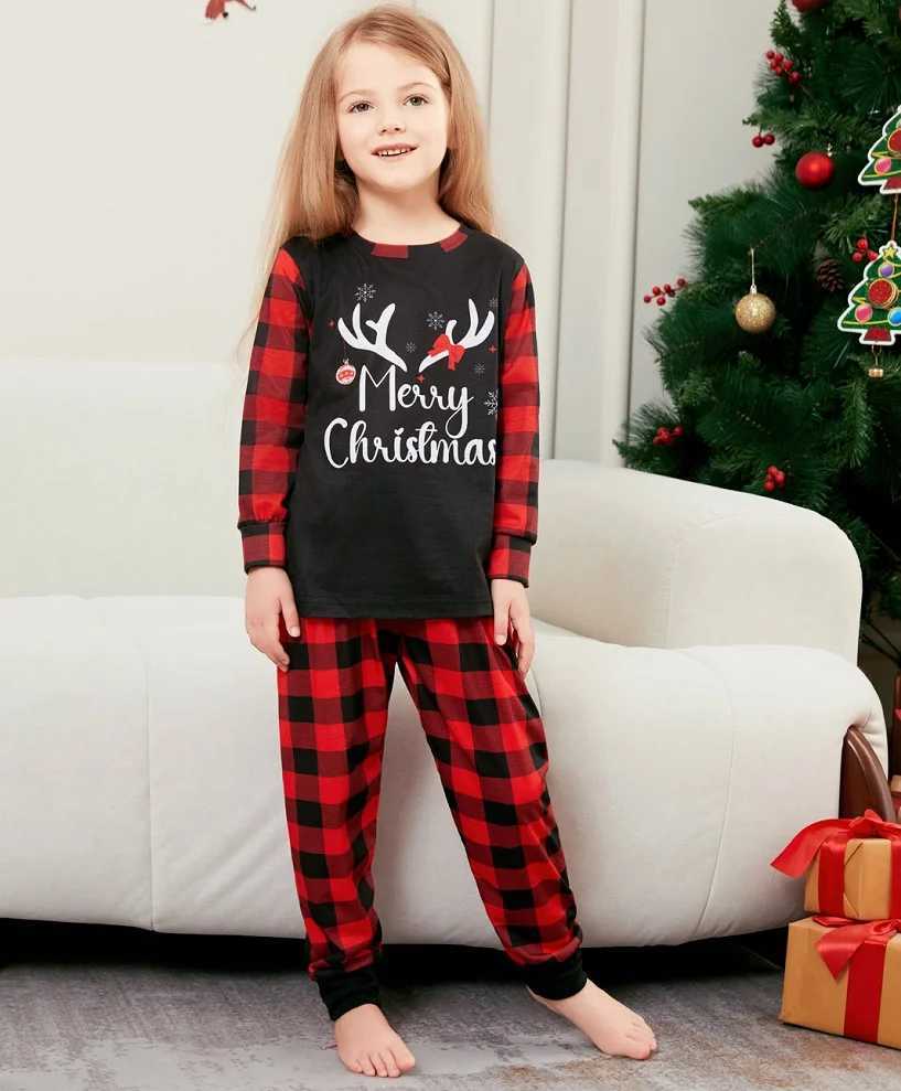 2025 Christmas Family Matching Pajamas Happy Christmas Deer Print Childrens Baby Clothing Top+Pants 2PCS Christmas Pajamas Dog Clothing W241008
